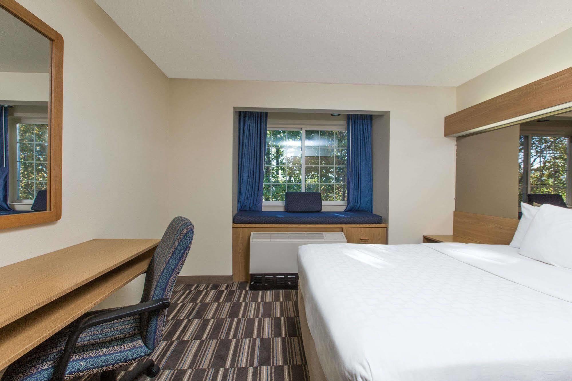 Baymont Inn & Suites By Wyndham Anchorage Airport Eksteriør billede